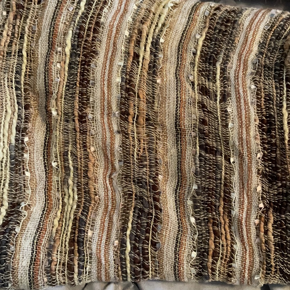 Scarfs - Picture 4 of 6